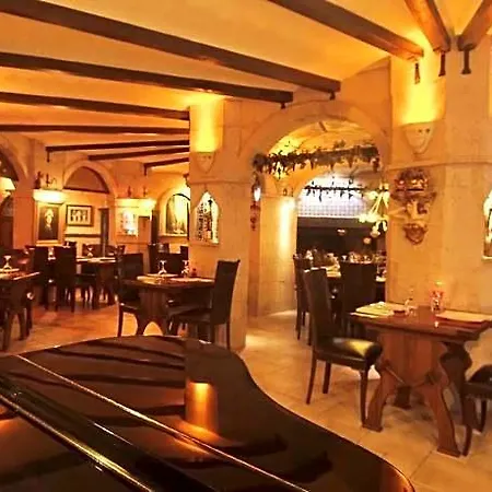 Atapark Hotel